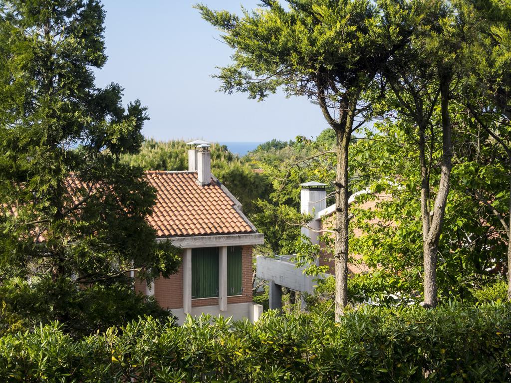 Collemare Lägenhet Pesaro Exteriör bild